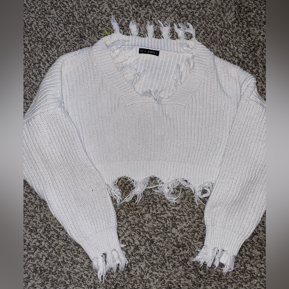 White Zaful sweater cropped